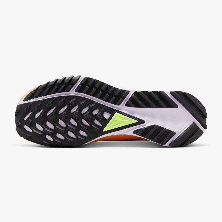 NIKE GTX-4