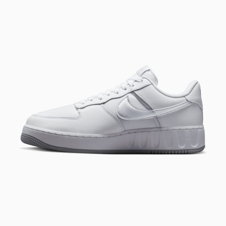 NIKE WHITE -6