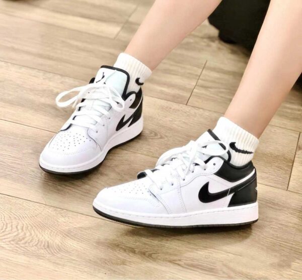 کتونی  Nike مدل Jordan 1 Low Reverse Panda - 553558-132 - Image 9