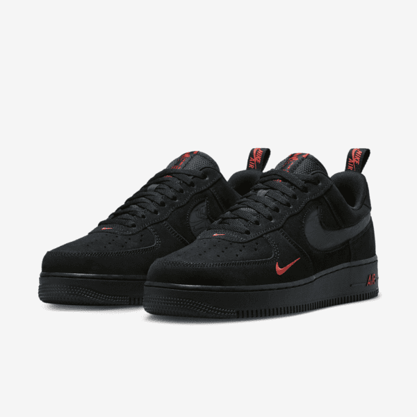 کتونی اورجینال برند Nike مدل Air Force 1 LV8 رنگ مشکی نمای جلو و بفل