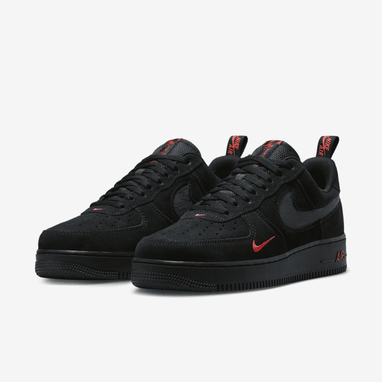 کتونی اورجینال برند Nike مدل Air Force 1 LV8 رنگ مشکی نمای جلو و بفل