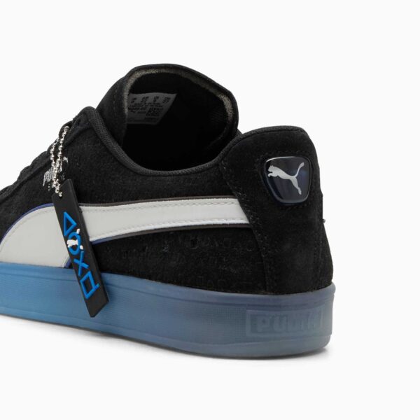 کتونی اورجینال همکاری برند Puma و Play Station مدل Suede از نمای نزدیک و از پشت