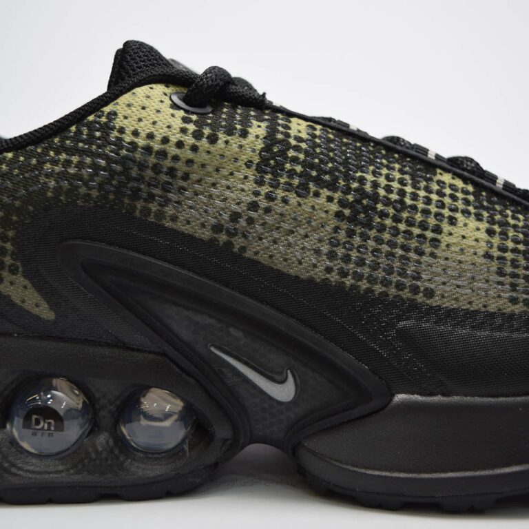 Nike air max dn IB3078-010 (6 of 10)