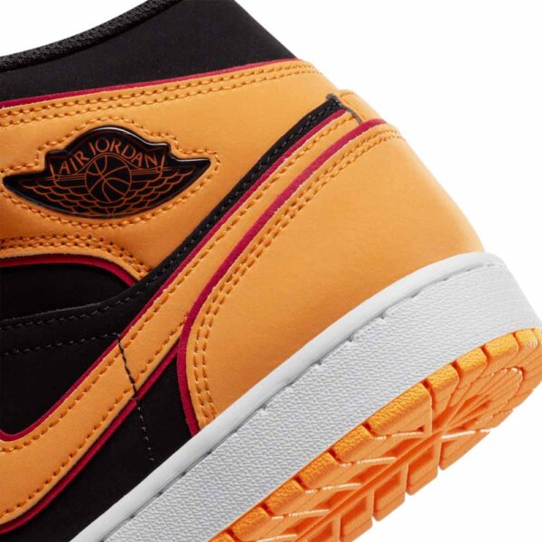 کتونی اورجینال برند Nike مدل Jordan 1 mid SE - FJ4923 - Image 6