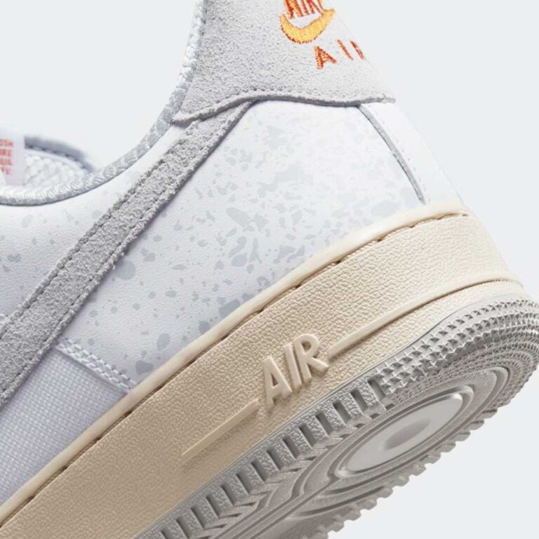 WHITE -11