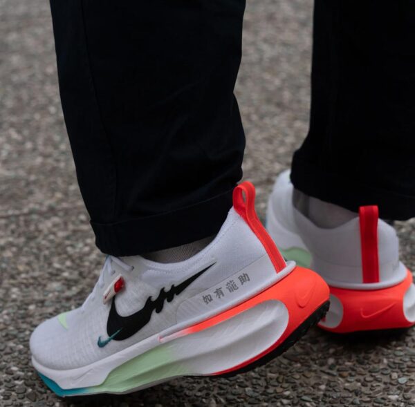 کفش دویدن اورجینال برند Nike مدل Invincible Run 3 - FZ5056-103 - Image 8