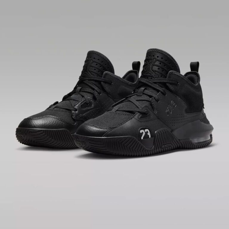 black nike-3-2