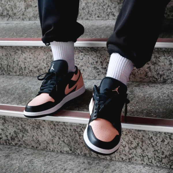 کتونی اورجینال برند Nike مدل Jordan 1 Low - 553558-034 - Image 10