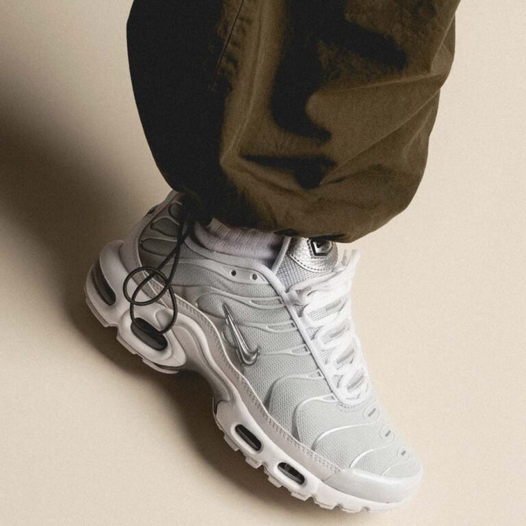 NIKE -10