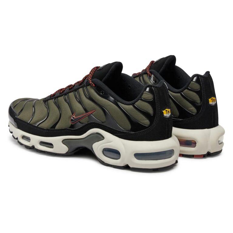 NIKE -4