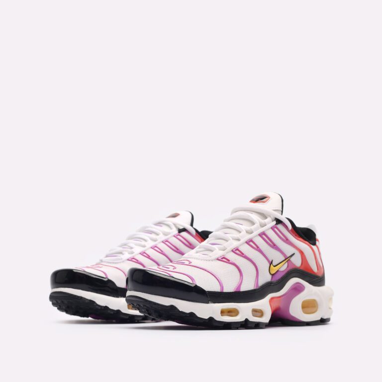 NIKE -4-3