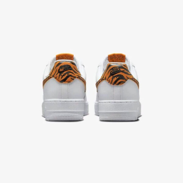 کتونی اورجینال برند Nike مدل Air Force 1 - DD8959-108 - Image 4