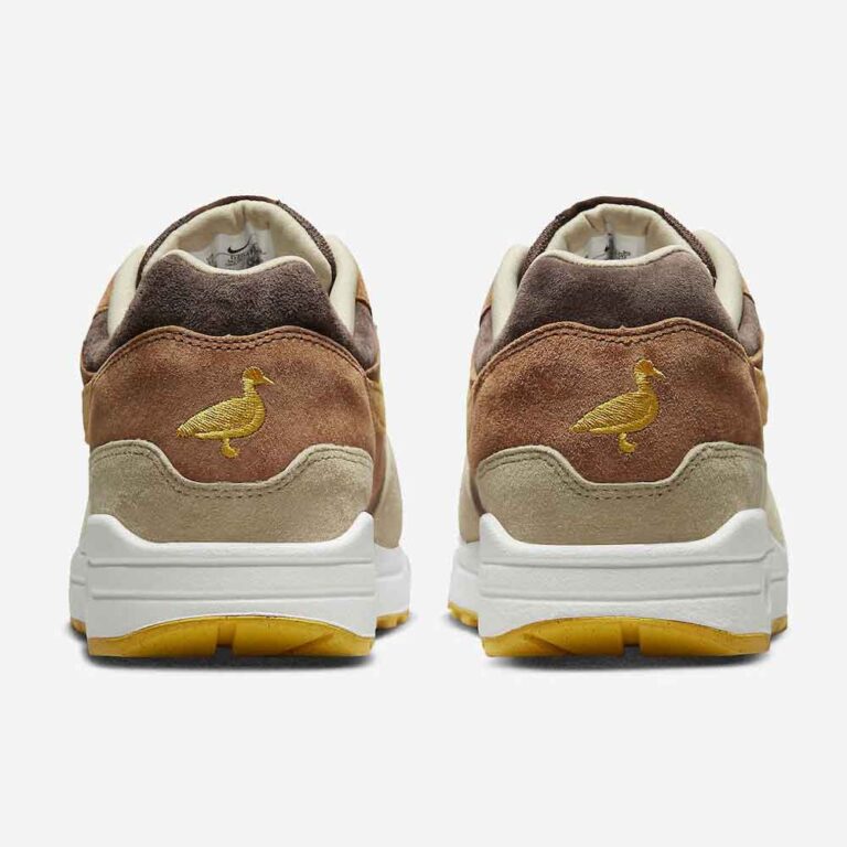 NIKE AIR1-7-4