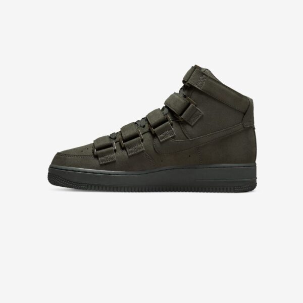 کتونی اورجینال برند Nike مدل Air Force 1 High x Billie Eilish - DM7926-300 - Image 2