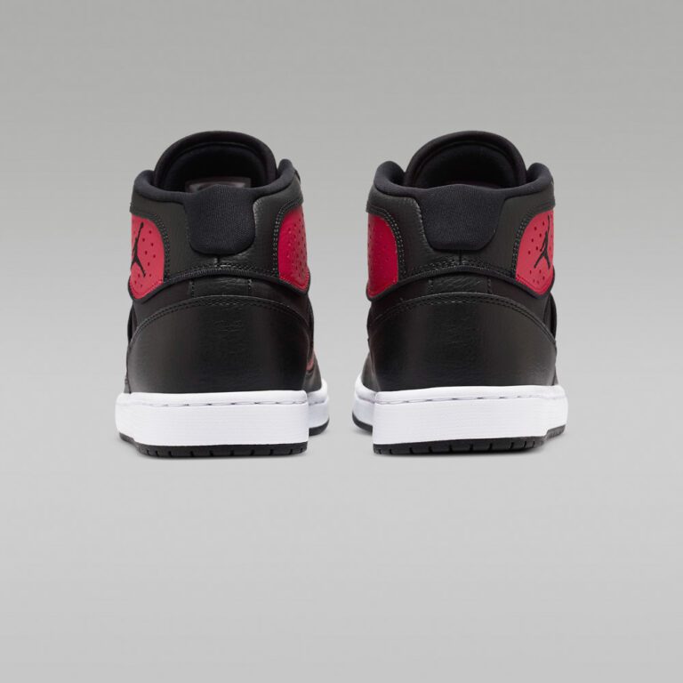 NIKE RED -7