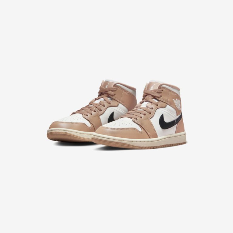 NIKE WHITE -3