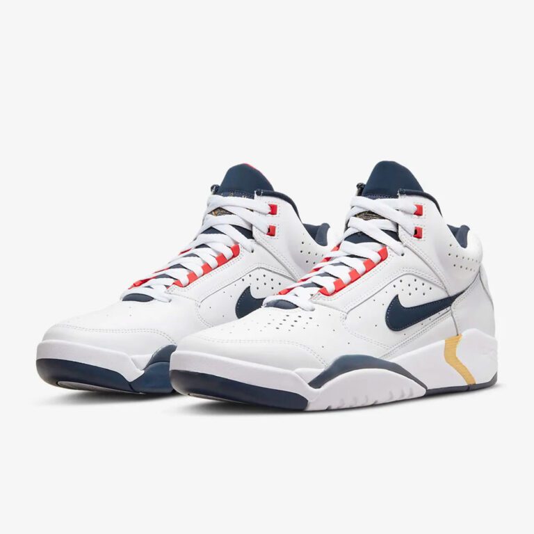 NIKE WHITE -5
