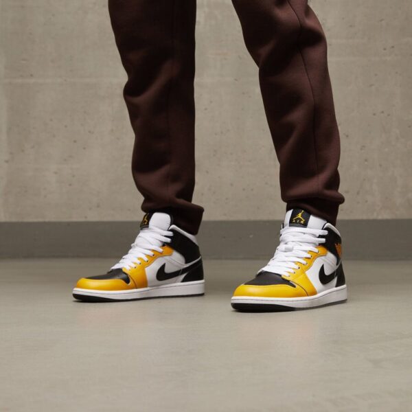 کتونی اورجینال برند Nike مدل Jordan 1 Mid - DQ8426-701 - Image 9