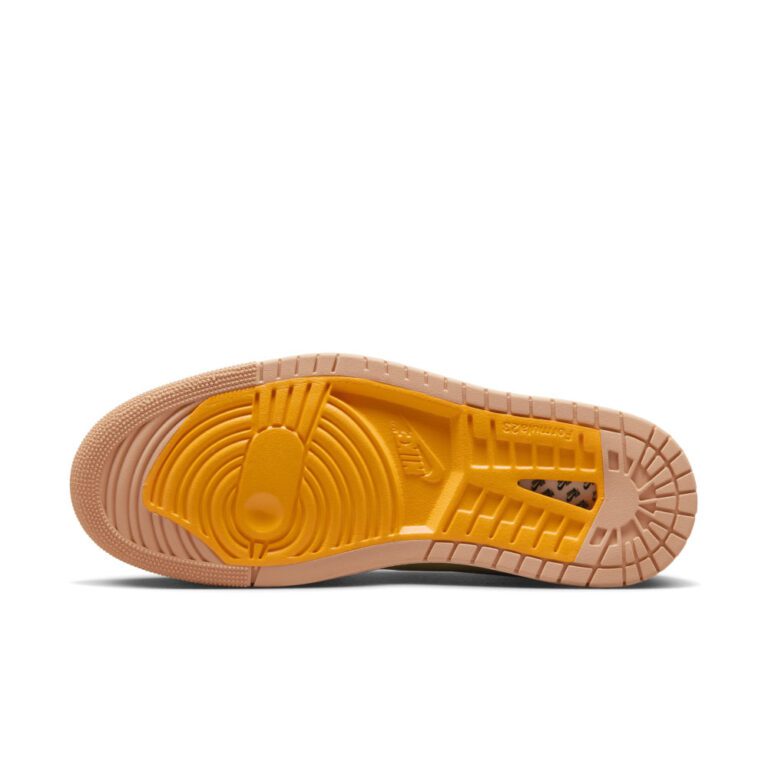 NIKE YELLOW -3-2