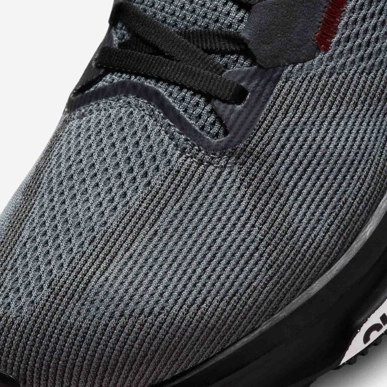 NIKE d-9