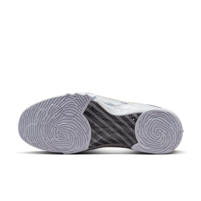 SILVER NIKE -1