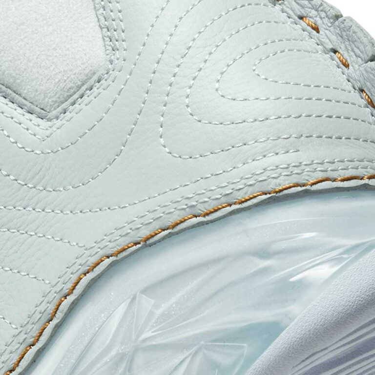 SILVER NIKE -7