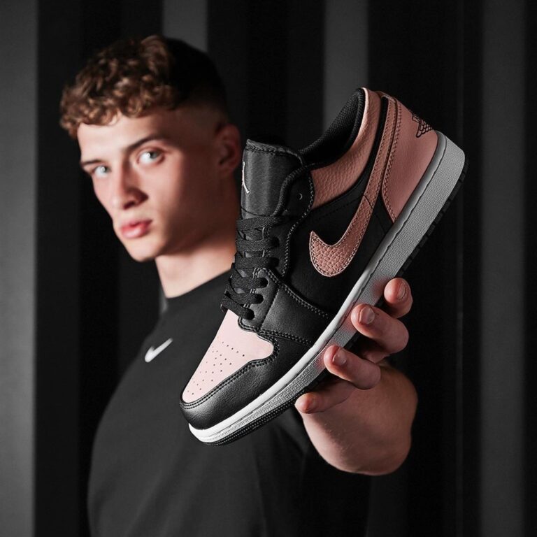 air-jordan-1-low-black-arctic-orange-553558-034-16200673534222