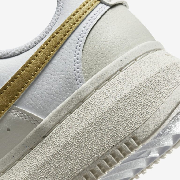 ly_nike-court-vision-alta-for-woman-white-and-beige-1_1707406629
