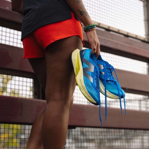 کفش دویدن اورجینال برند New Balance مدل Fuelcell Rebel V4 - MFCXLQ4 - Image 5