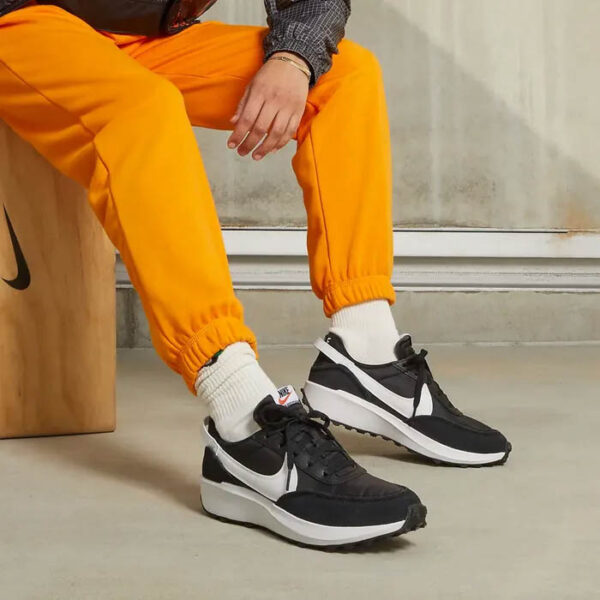 کتونی اورجینال برند Nike مدل Waffle Debut - DH9523-002 - Image 8