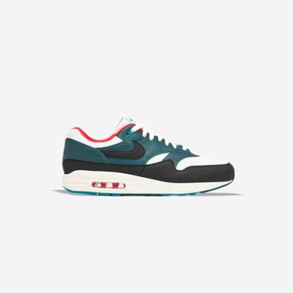 کتونی اورجینال برند Nike مدل Liverpool x Lebron James Nike Air Max 1 - FB8914-100