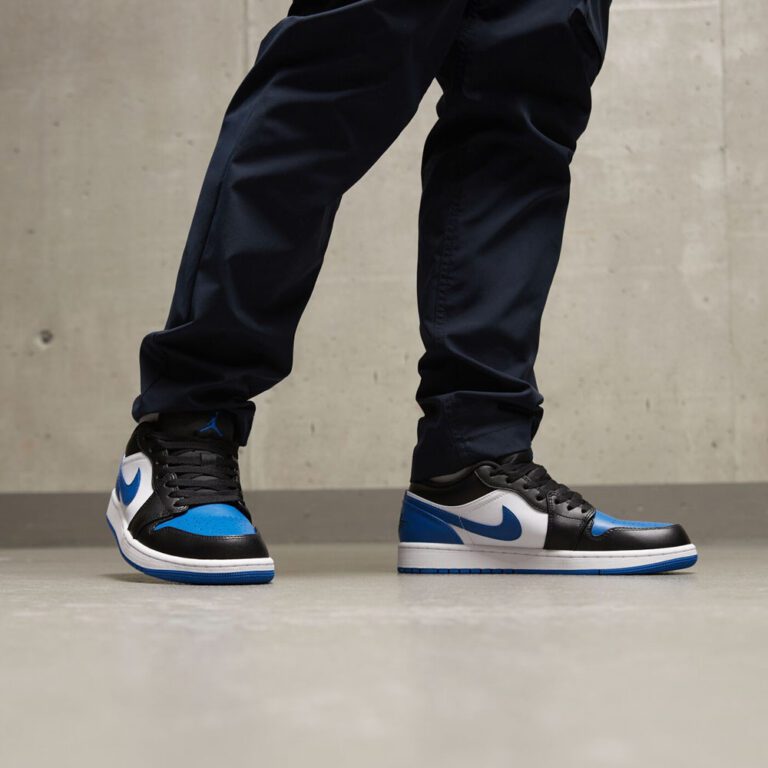 nike blue -10