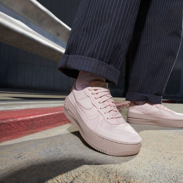 کتونی اورجینال برند Nike مدل Air Force 1 Platrorm - DJ9946-600 - Image 10
