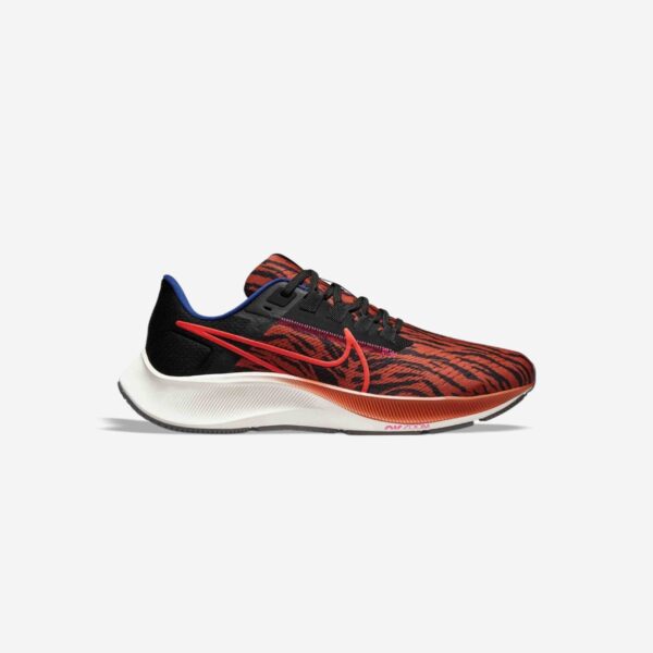کفش دویدن اورجینال برند Nike مدل Pegasus 38 - DQ7650-800
