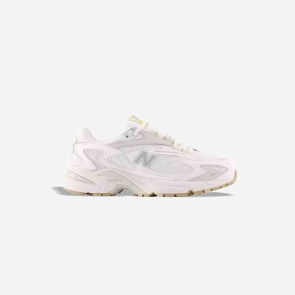 کتونی اورجینال برند New Balance مدل 725 - ML725AF