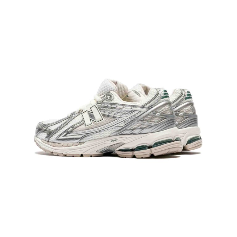 new-balance-m-1906-ree-silver-metalic-m1906ree-footwear _ sneaker-packshots-60