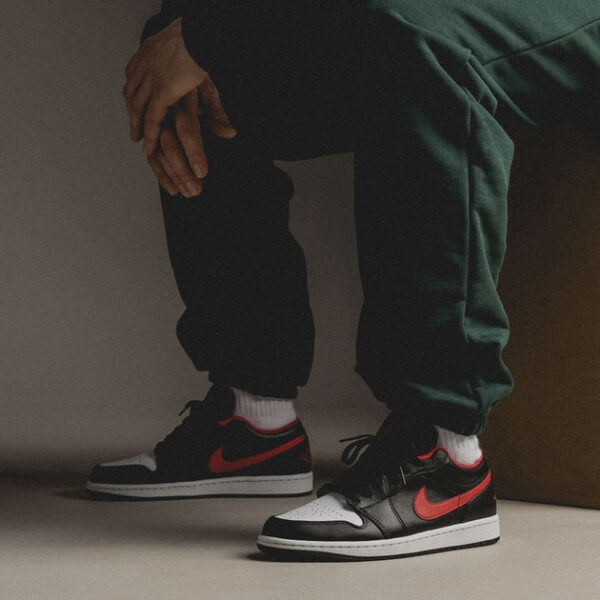 کتونی اورجینال برند Nike مدل Air Jordan 1 Low - 553558-063 - Image 9
