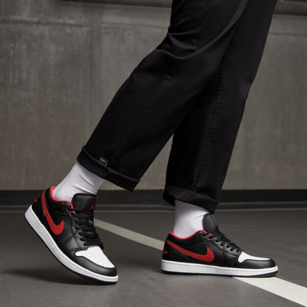 کتونی اورجینال برند Nike مدل Air Jordan 1 Low - 553558-063 - Image 8