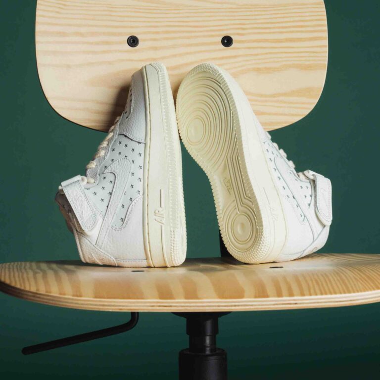 nike-wmns-air-force-1-mid-summit-white-summit-white-coconut-milk-dv3451-100-footwear _ sneaker-outdoor-1