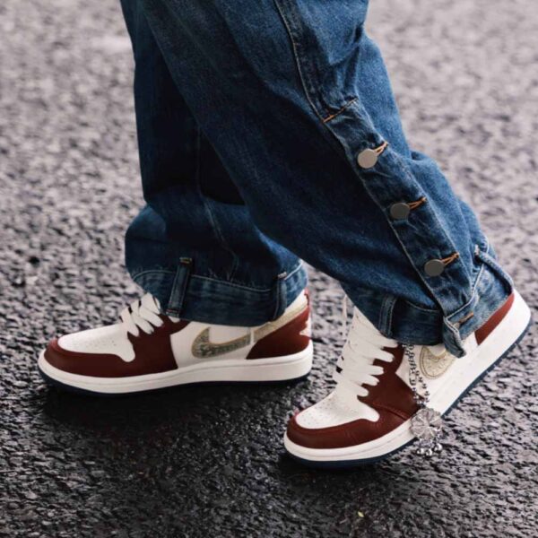 کتونی اورجینال برند Nike مدل Air Jordan 1 Low SE - FJ5735-100 - Image 7