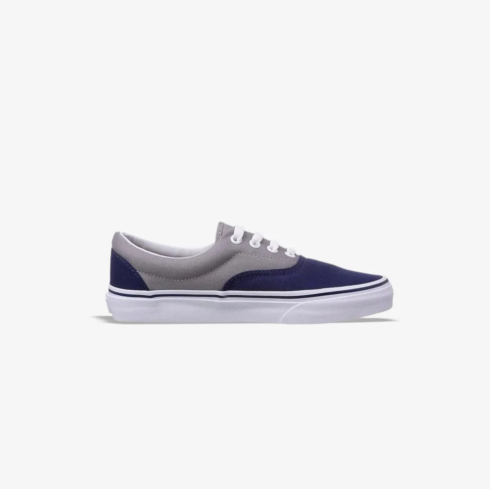 کتونی اورجینال برند Vans مدل Era Lace-Up رنگ خاکستری و سرمه ای از نمای بغل
