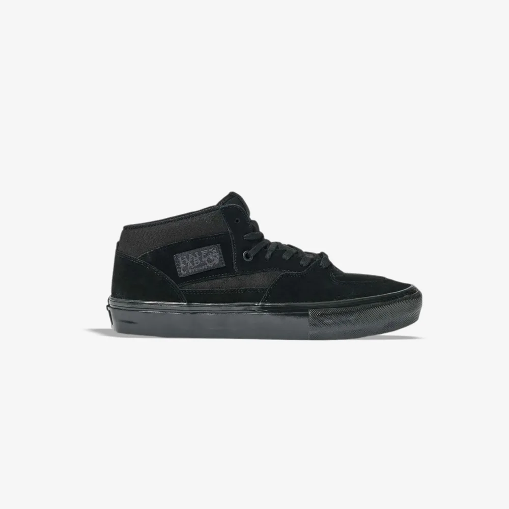 کتونی اورجینال برند Vans مدل Half Cab Skate رنگ مشکی از نمای بغل