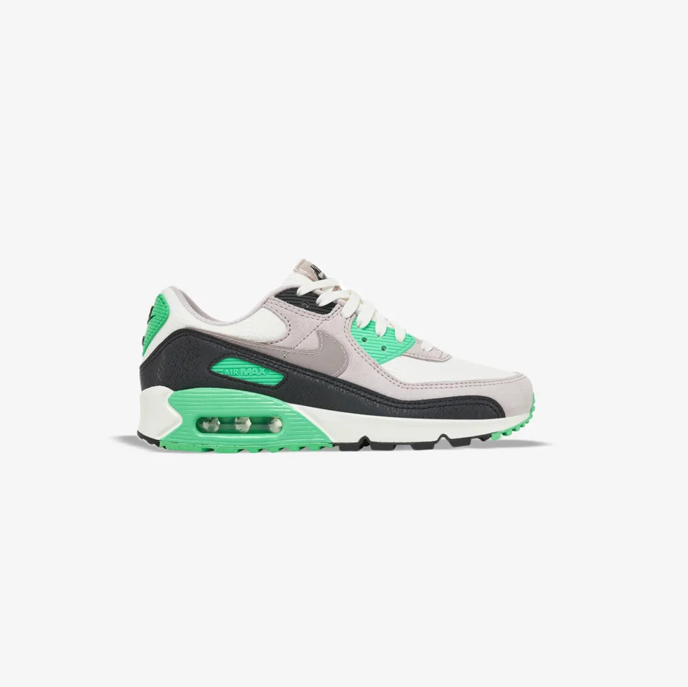 کتونی اورجینال برند Nike مدل Air Max 90 رنگ طوسی و سبز نمای بغل