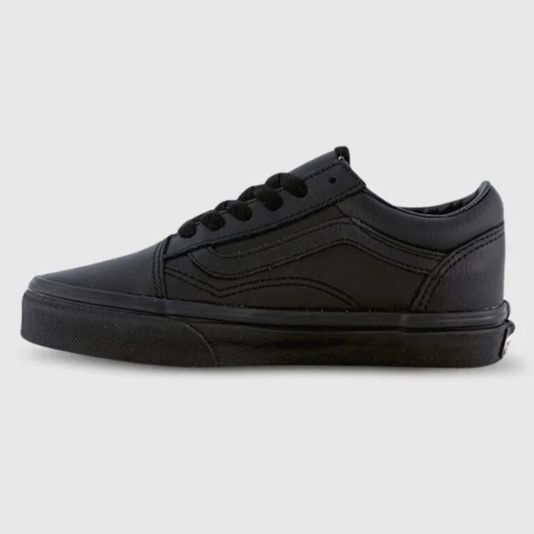 کتونی اورجینال برند Vans مدل Old Skool رنگ مشکی از نمای داخل بغل