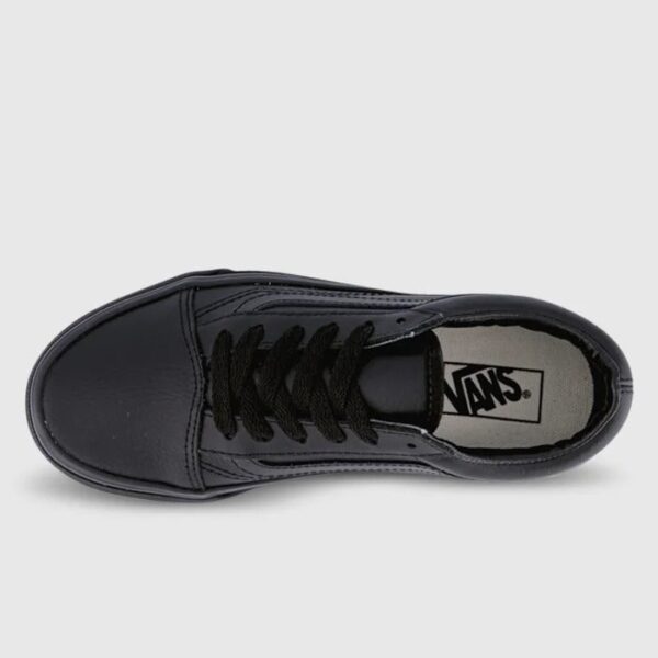 کتونی اورجینال برند Vans مدل Old Skool رنگ مشکی از نمای تمام قد