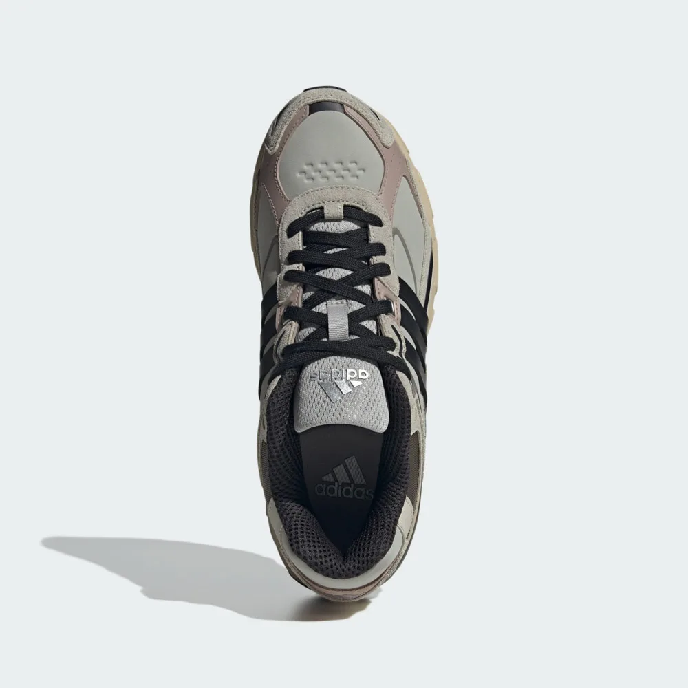 کتونی اورجینال برند Adidas مدل Response CL رنگ خاکی زیتونی و قهوه ای نمای تمام قد