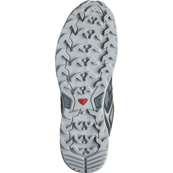 کفش دویدن طبیعت اورجینال برند Salomon مدل X Ultra Pioneer Gore-Tex M رنگ خاکستری و مشکی با جزئیات نارنجی از نمای زیره