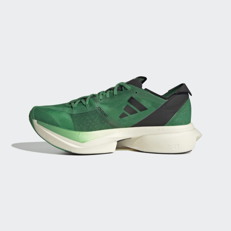 کفش دویدن مسابقه ای برند Adidas مدل Adizero Adios Pro 3 با رنگ سبز از نمای بغل و قسمت داخلی کفش