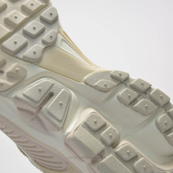 کتونی اورجینال Nike مدل Zoom Vomero 5 - HF1553-100 - Image 3