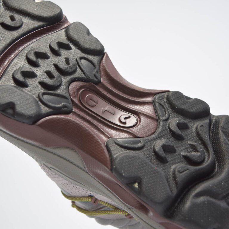 Air Max Flyknit Venture FD2110-002 (9 of 10)